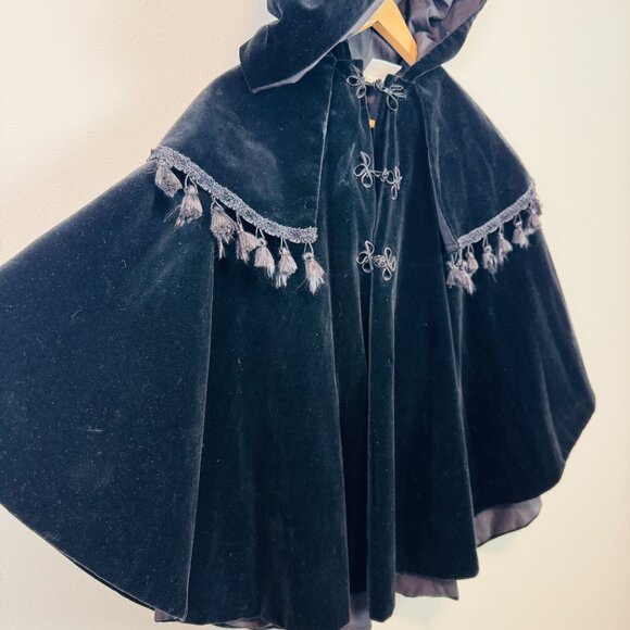 VTG Daisy Kingdom 80s 90s Black Velvet Cloak Cape Hood One Size Whimsigoth - Picture 4 of 10
